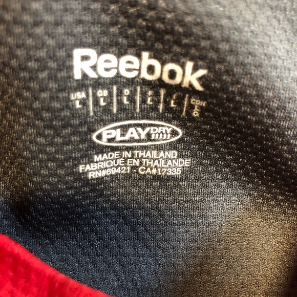 Reebok play Dry Shirt, front zip pocket Men’s Large running shirt - Picture 9 of 14